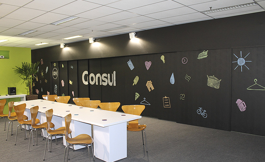 SHOWROOM CONSUL